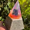 Piramide Organite 15 cm