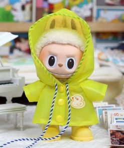 Alternative view of Ropa Labubu Capa de Lluvia